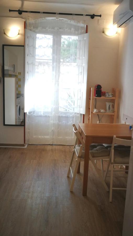 Your Shelter - Private Apartment バーリ エクステリア 写真