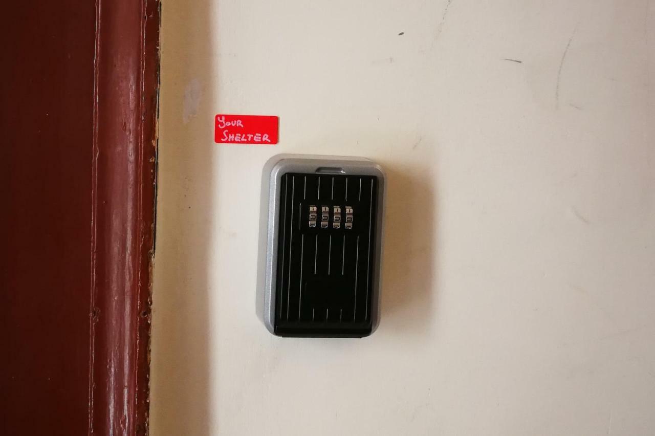 Your Shelter - Private Apartment バーリ エクステリア 写真
